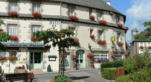 Гостиница Logis Au Relais Du Porhoet в Сен-Бриё