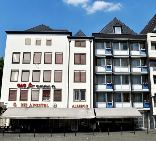 Гостиница XII Apostel Hotel Albergo в Кёльне