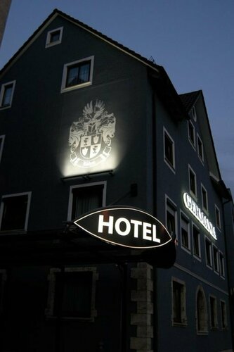 Гостиница Hotel Germania в Ройтлингене