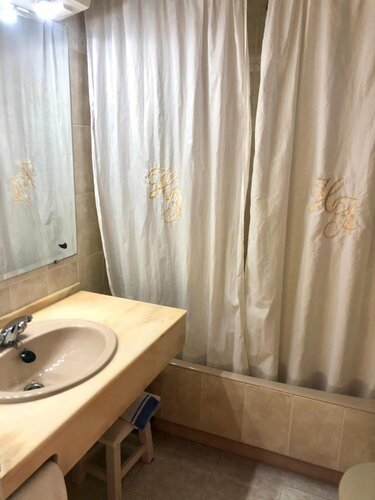 Гостиница Hotel El Ancla в Ларедо