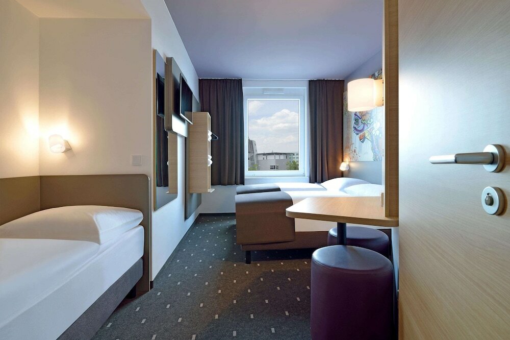 Фото B&b Hotel Köln-Ehrenfeld