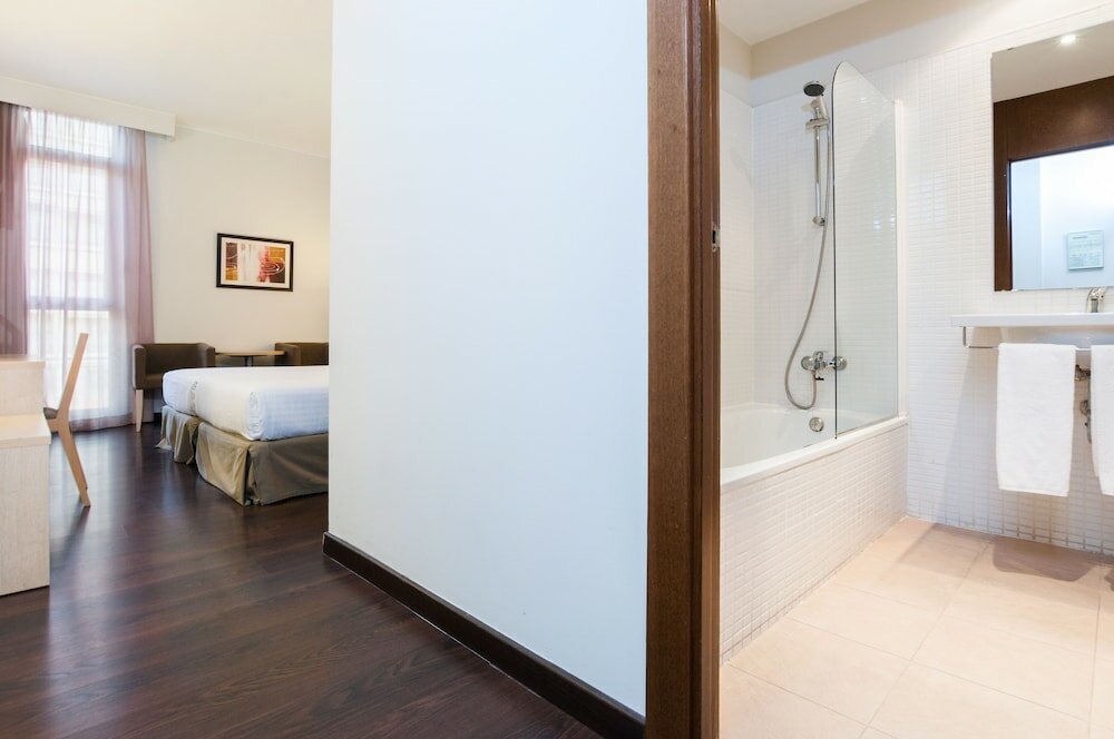 Фото Exe Barcelona Gate