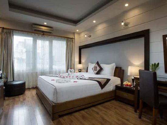 Фото Splendid Star Grand Hotel & SPA