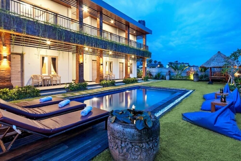 Фото La Sari Village