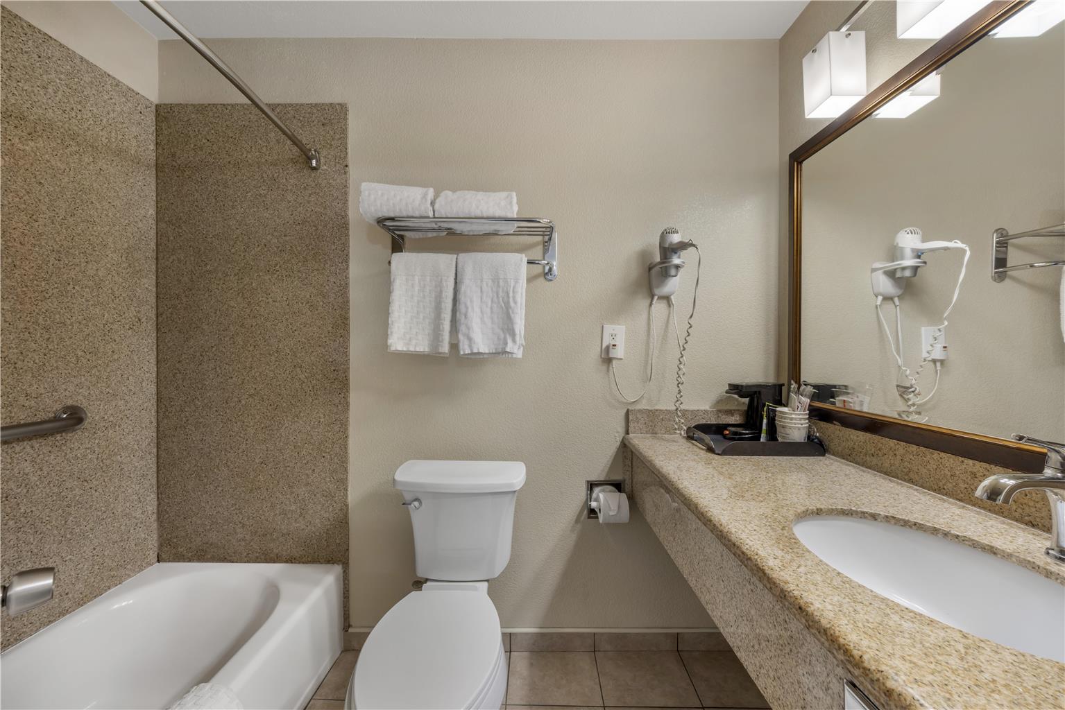 Фото Best Western Tradewinds
