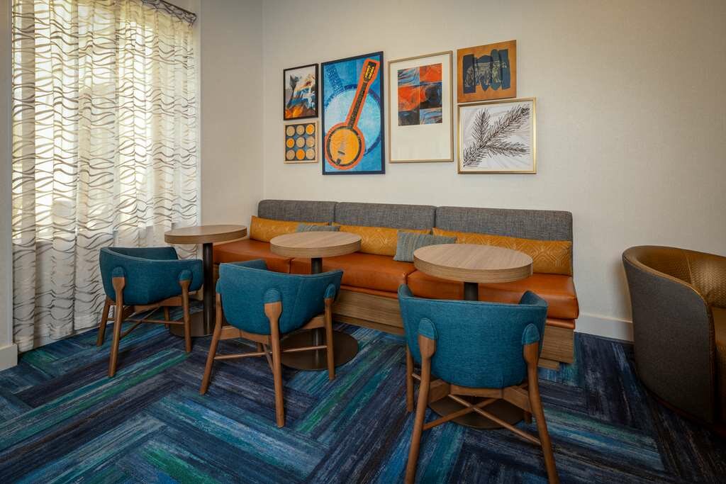 Фото Homewood Suites by Hilton Asheville-Tunnel Road