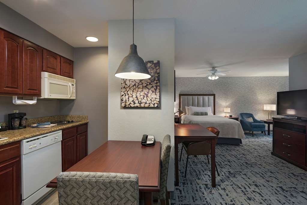 Фото Homewood Suites by Hilton Fort Collins