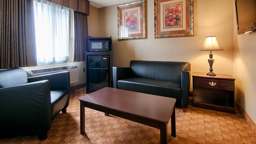 Фото Best Western Fallon Inn & Suites