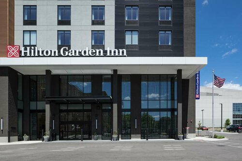 Гостиница Hilton Garden Inn Madison Downtown в Мэдисоне