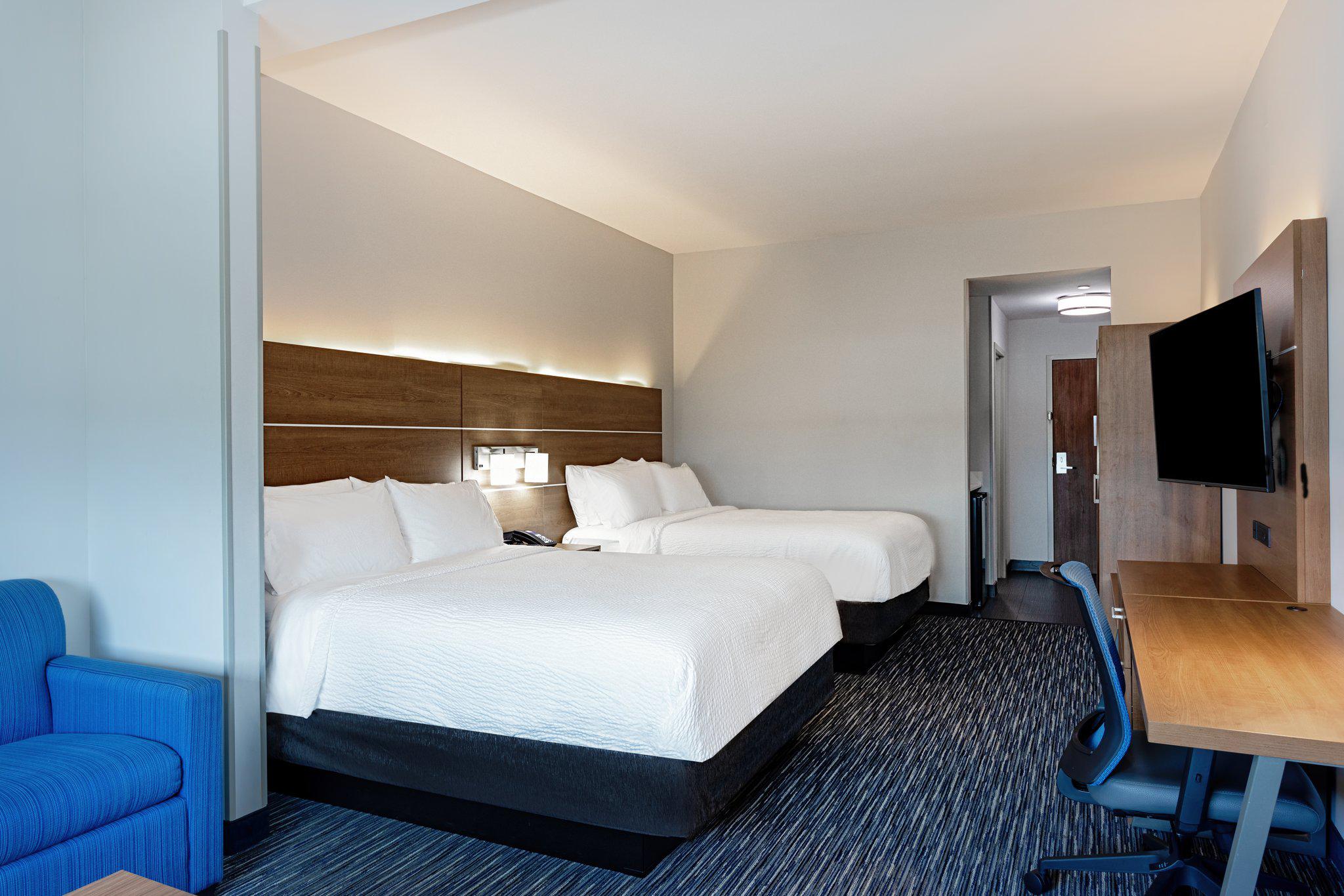 Фото Holiday Inn Express and Suites Miramar, an Ihg Hotel