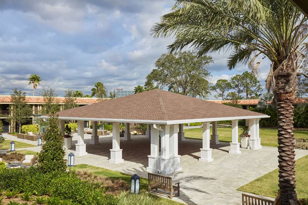 Фото DoubleTree by Hilton Hotel Orlando at SeaWorld