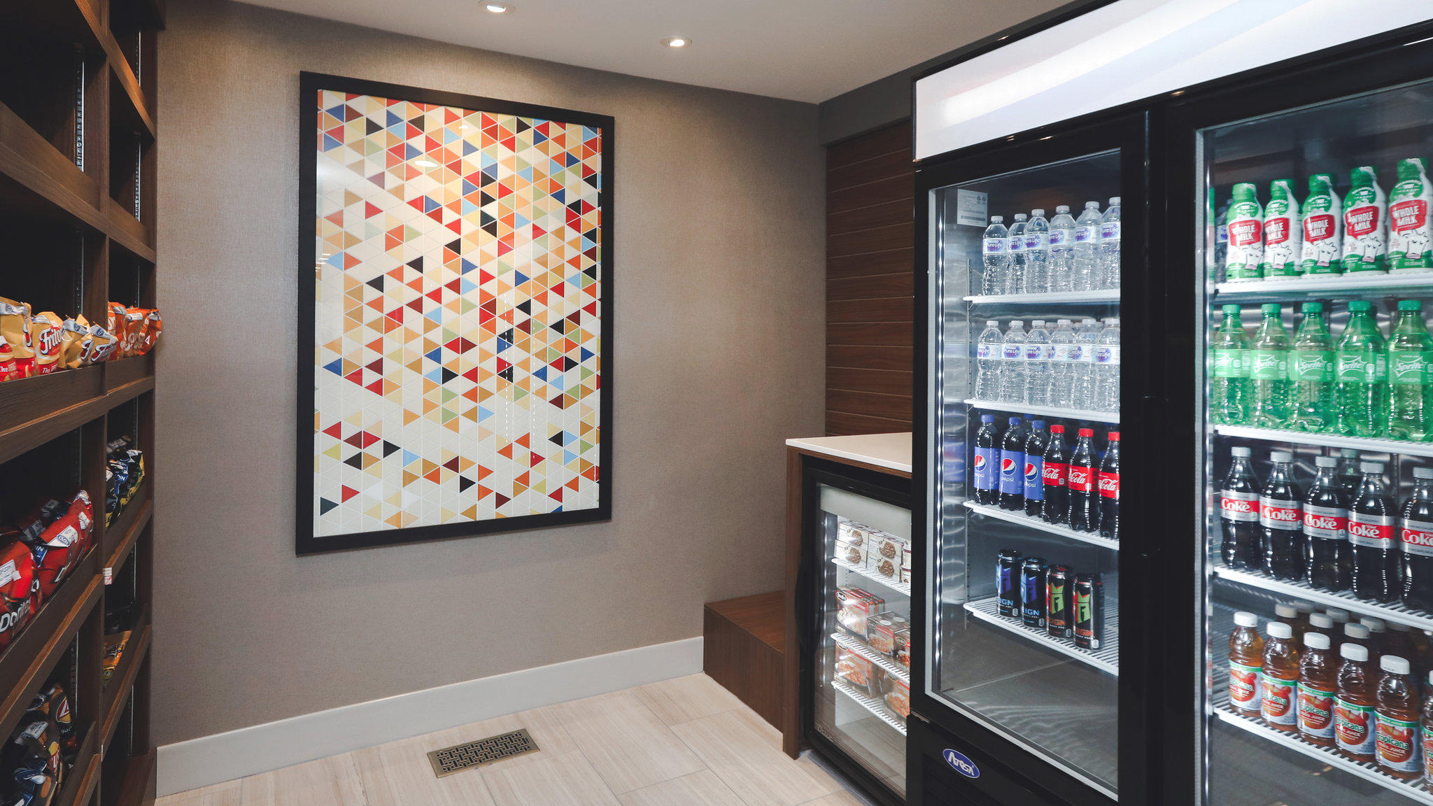 Фото Holiday Inn Express Lompoc, an Ihg Hotel