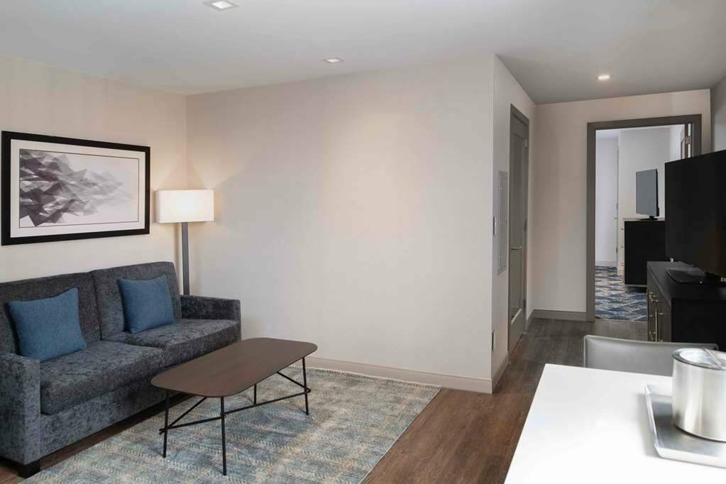 Фото Homewood Suites by Hilton Boston Logan Airport Chelsea