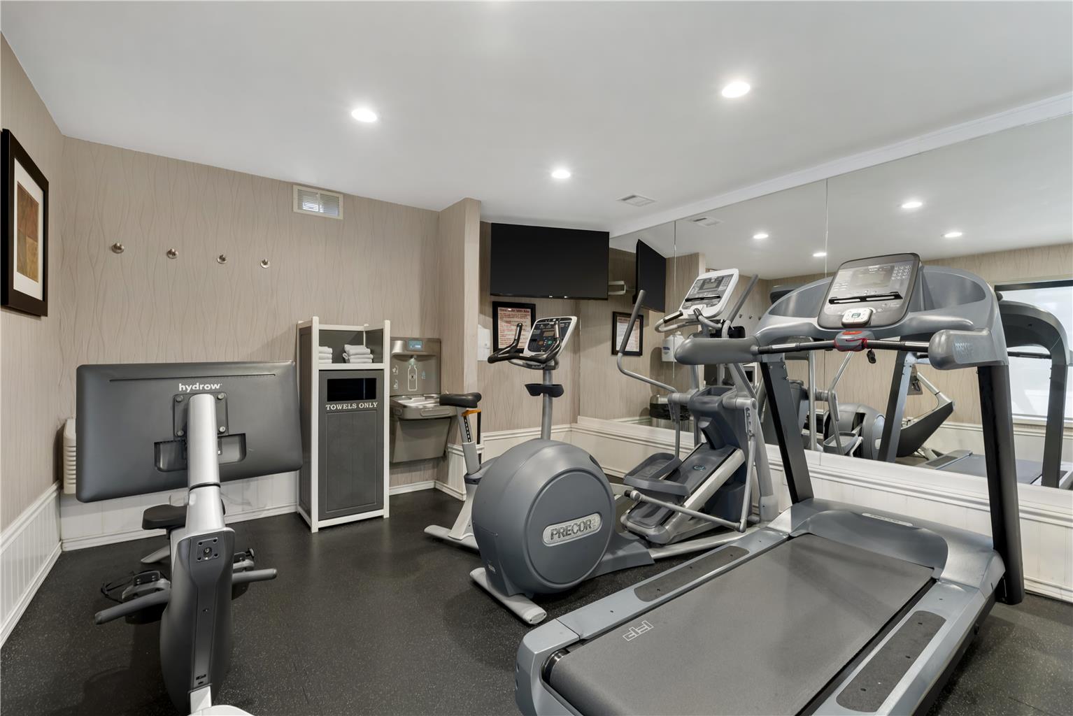 Фото Best Western Plus Carriage Inn