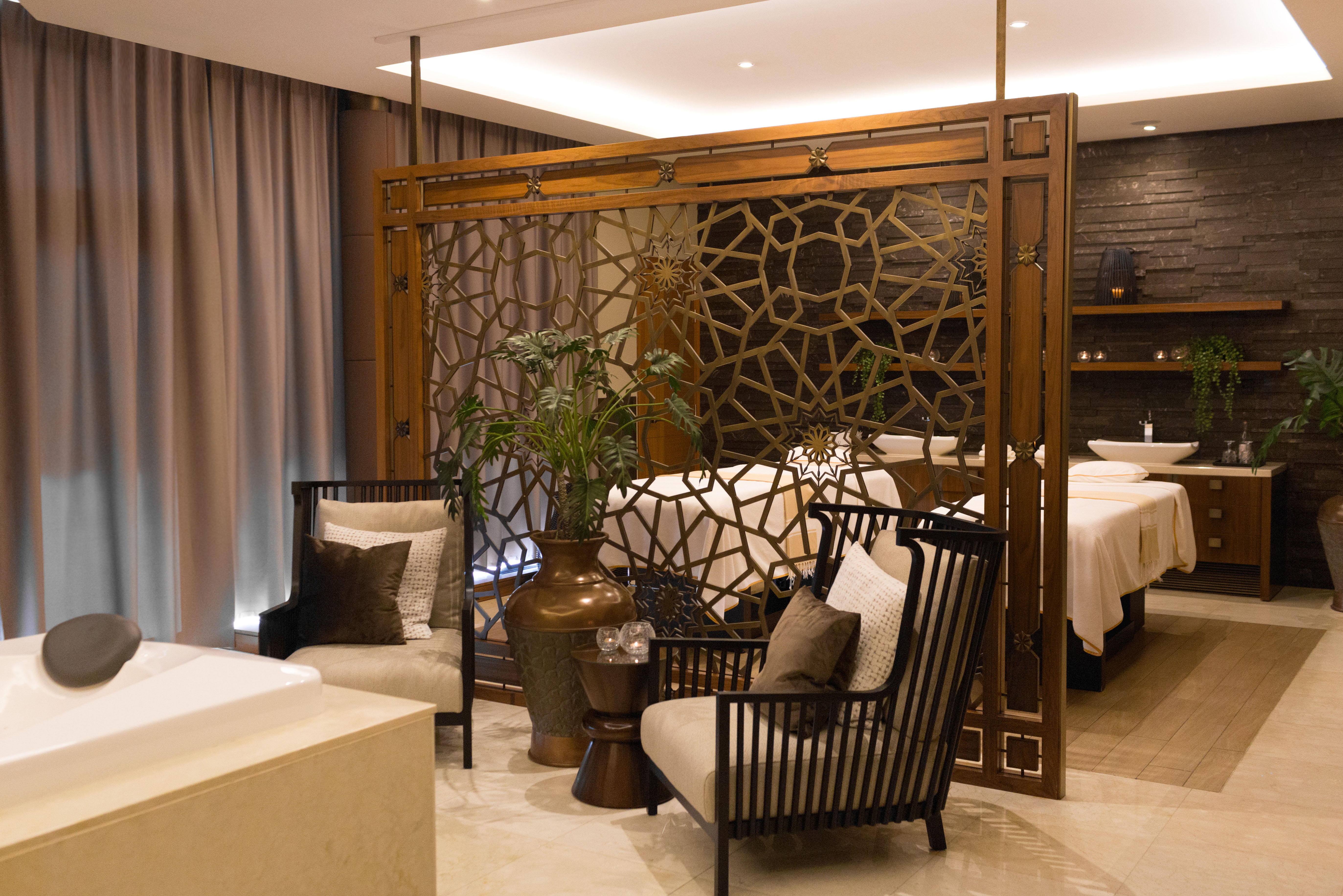 Фото Fairmont Grand Hotel Geneva