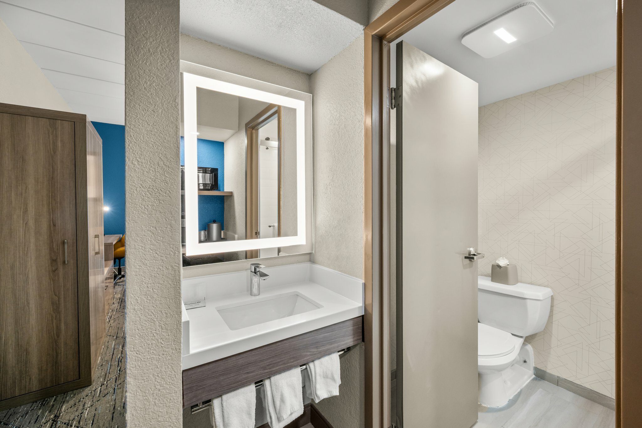 Фото Holiday Inn Express Boston North Woburn by Ihg