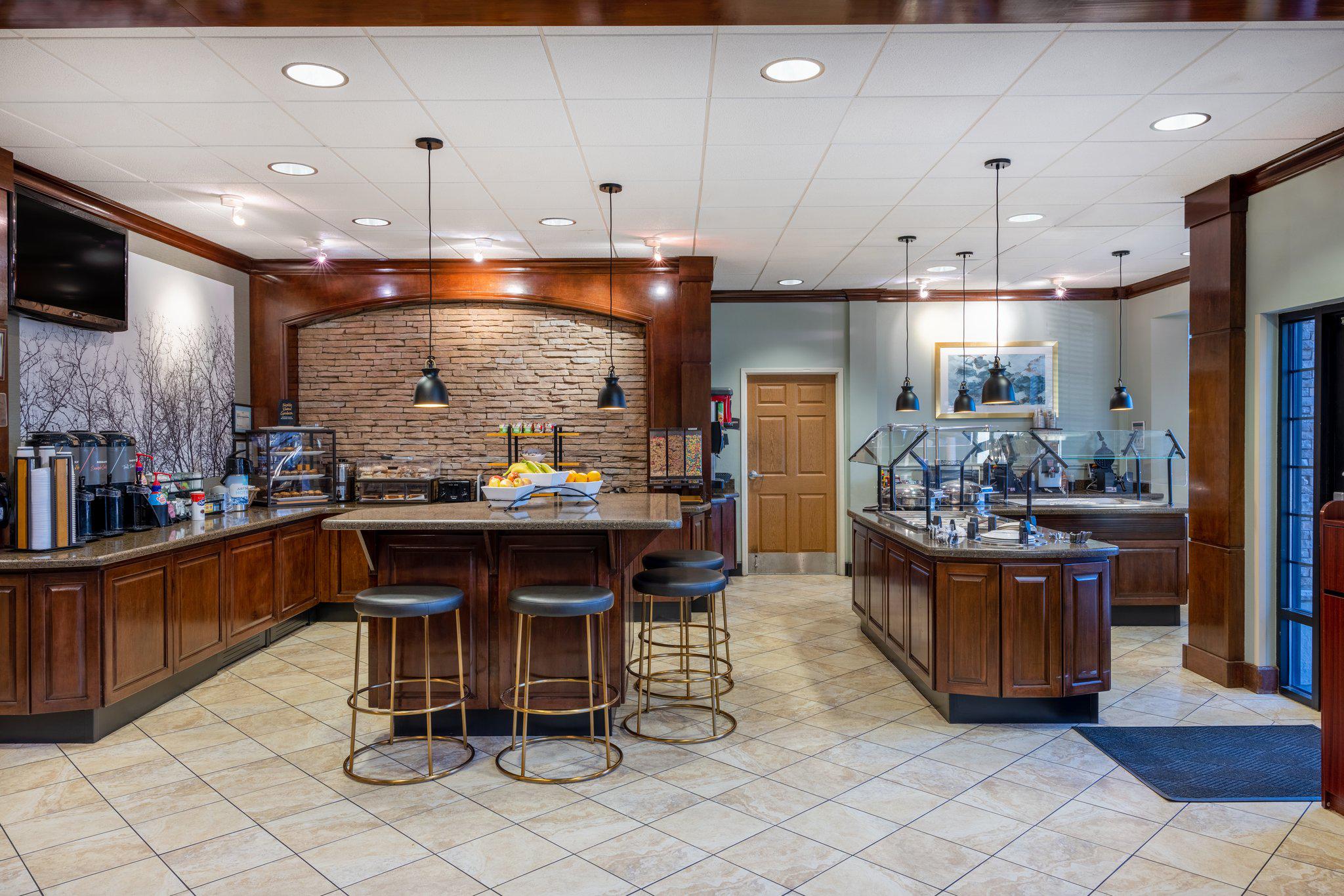 Фото Staybridge Suites Wilmington