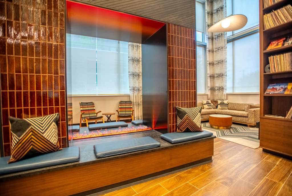 Фото DoubleTree by Hilton Asheville Downtown