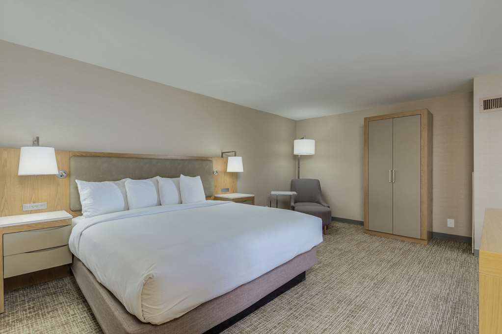 Фото DoubleTree by Hilton Phoenix Chandler