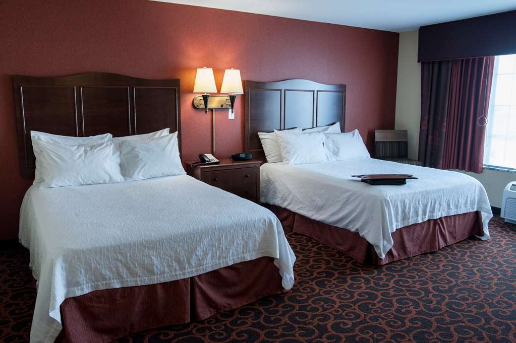 Фото Hampton Inn & Suites Aberdeen