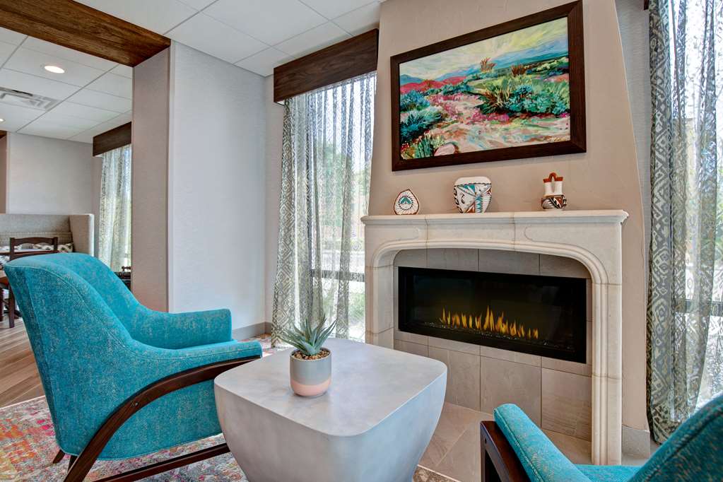 Фото Hampton Inn Santa Fe South