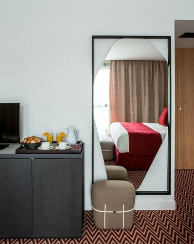 Гостиница Hôtel Forest Hill Paris Meudon-Vélizy в Медоне