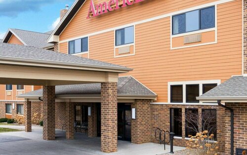 Гостиница AmericInn by Wyndham Green Bay East в Грин Бэй