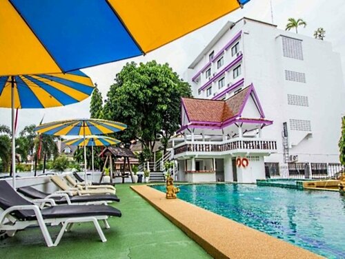Гостиница Hotel Zing Pattaya в Паттайе