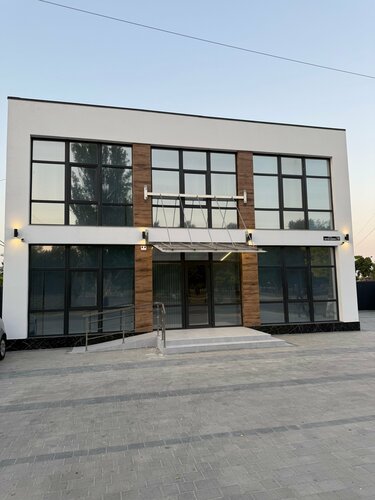 Uy qurilishi juda yosh