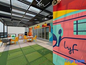 Гостиница lyf Malate Manila