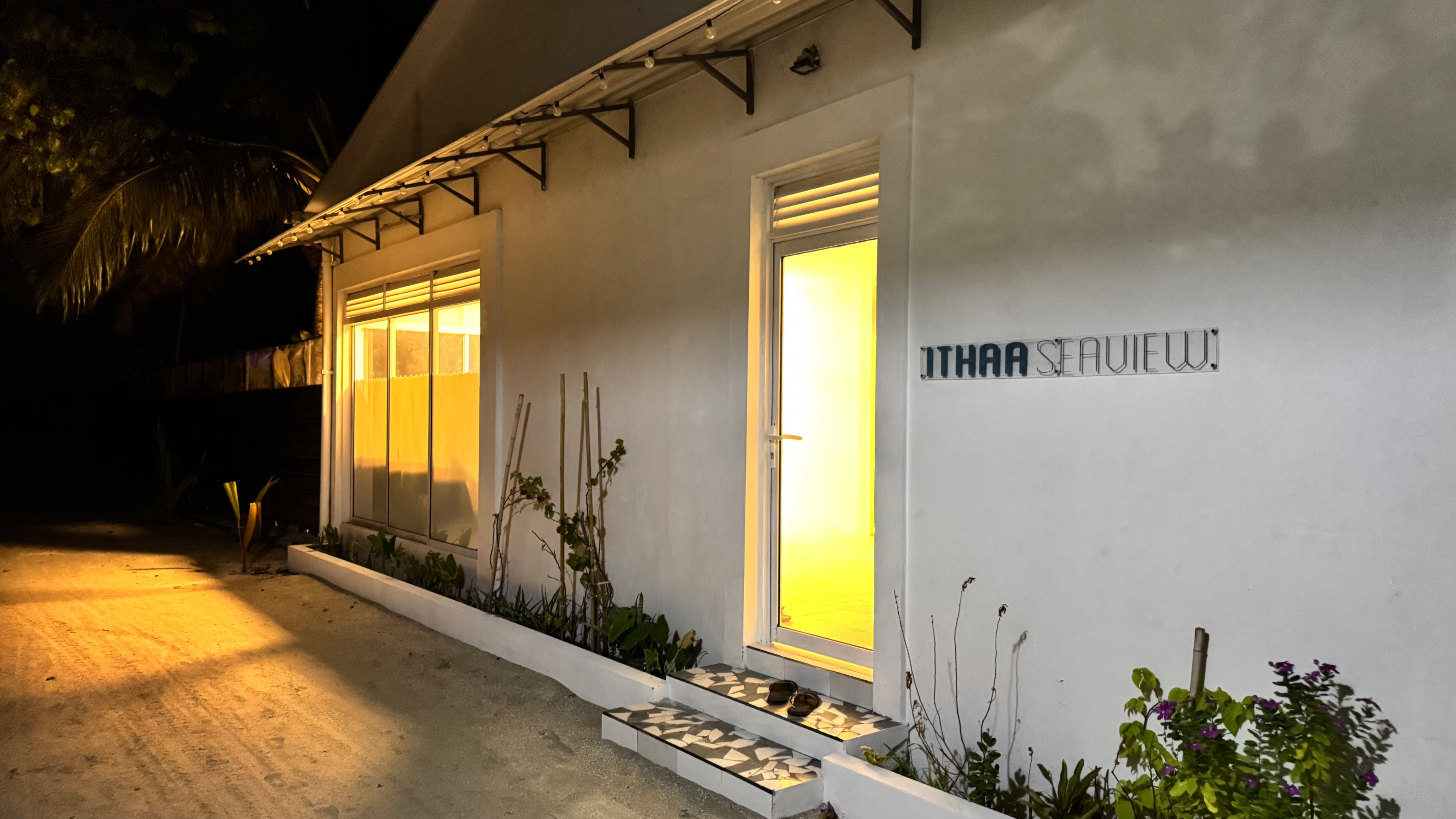 Фото Ithaa Seaview