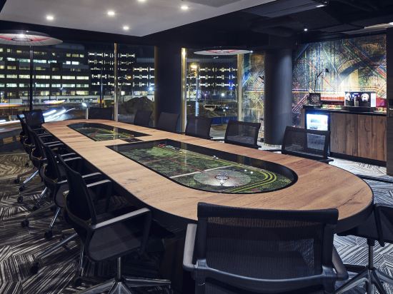 Фото Inntel Hotels Utrecht Centre