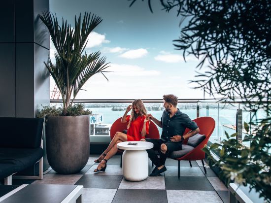 Фото So Auckland