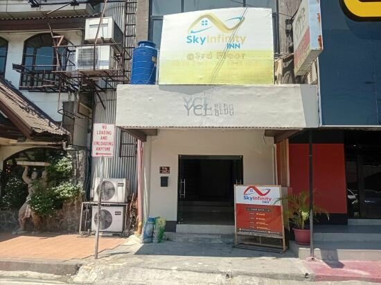 Hotel Oyo 1169 Sky Infinity Inn, Earth, photo