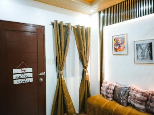 Гостиница Cozy Naga Escape with Wifi & Netflix, Free Parking в Провинции Южный Камаринес