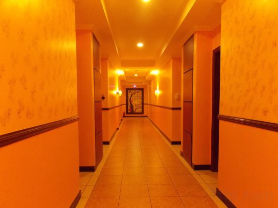 Фото Mo2 Westown Hotel Bacolod - Mandalagan