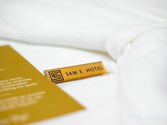 Фото Sam E Hotel Bangkok Sathorn