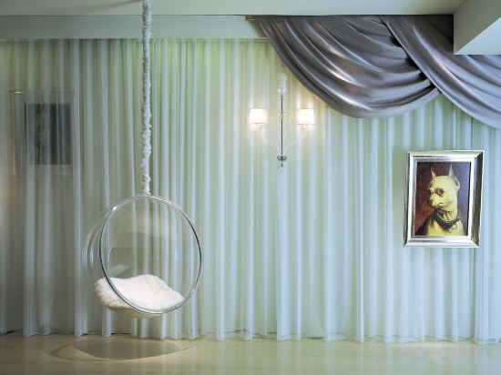 Фото Sanderson London