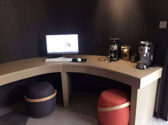 Фото 183829655713