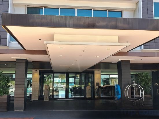 Фото Marsden Viaduct Hotel