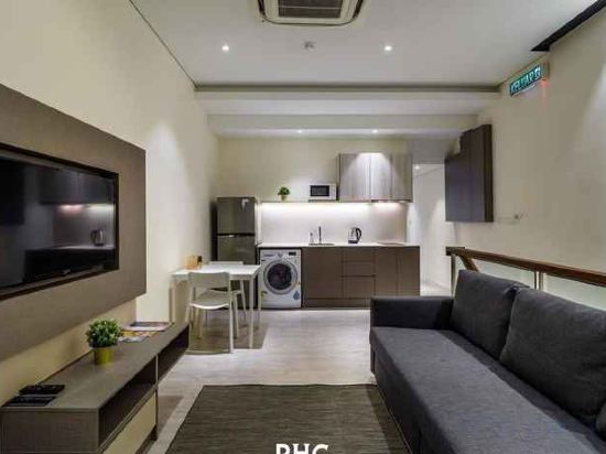 Фото Macallum Central Hotel by Phc