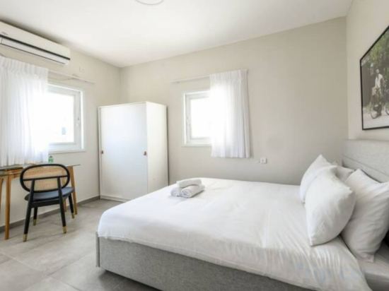 Фото Spacious & Bright 3br Apt with City View