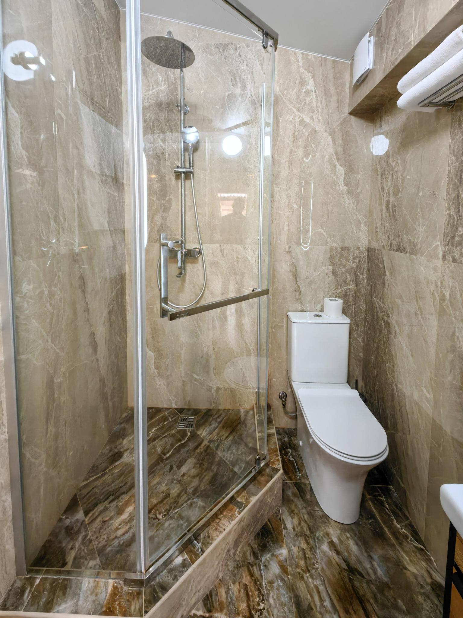 Фото Лалеби