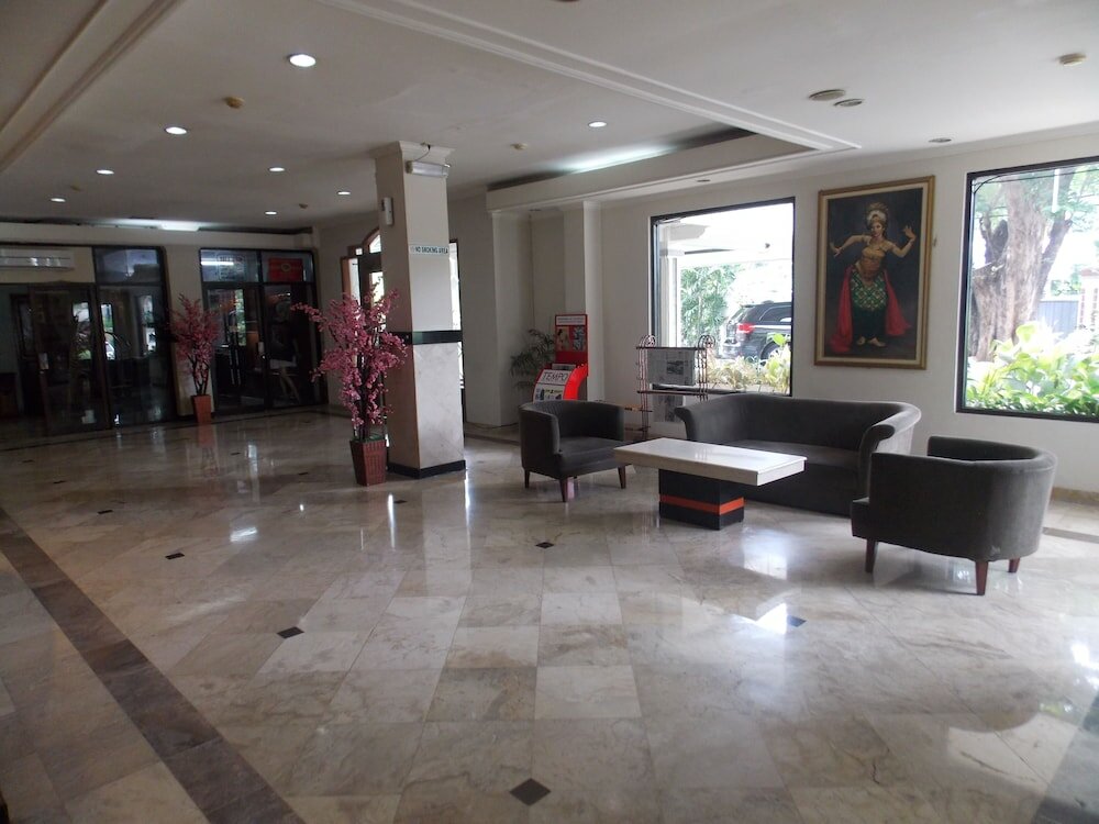 Фото Hotel Mega Proklamasi