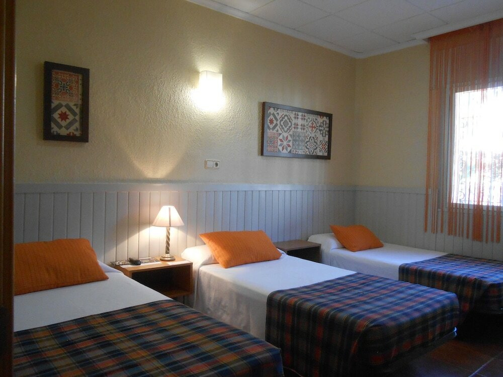 Фото Hostal El Callejon