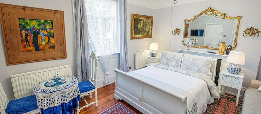 Фото Juliette's Bed and Breakfast