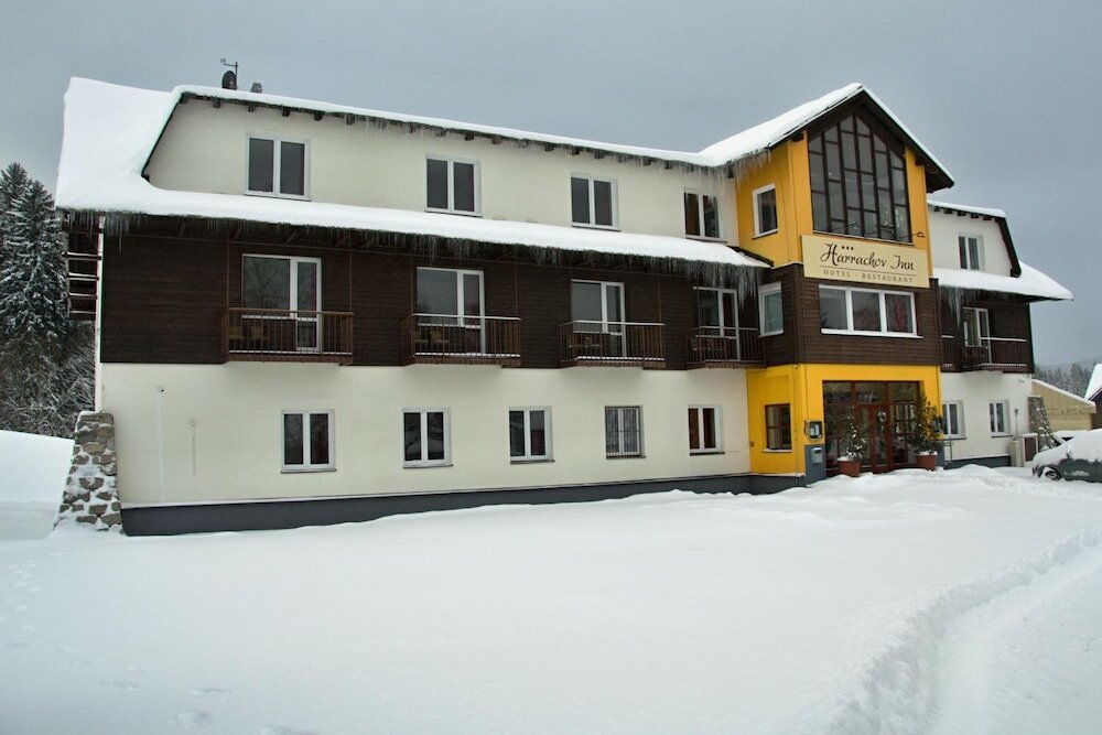 Фото Hotel Harrachov Inn