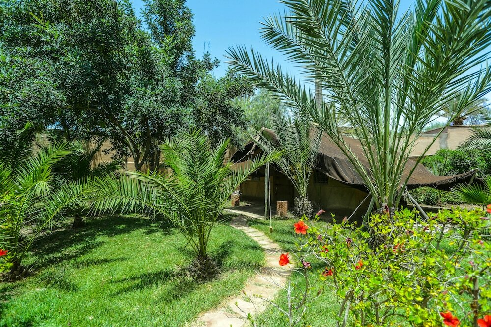 Фото Villa Le Perroquet Bleu