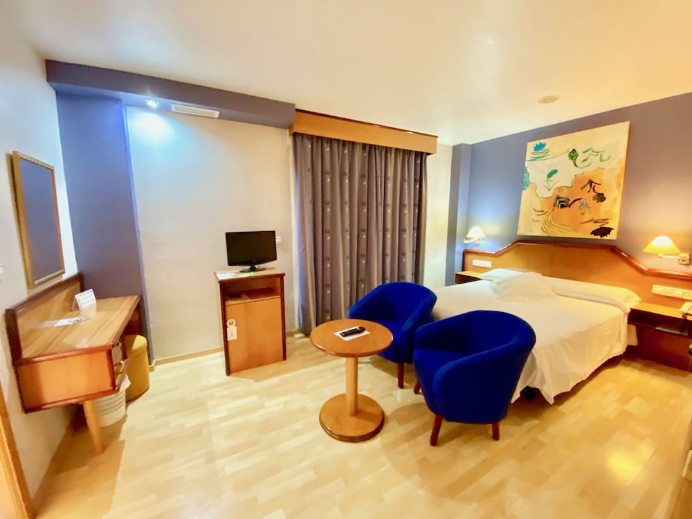 Фото Hotel Torrepalma