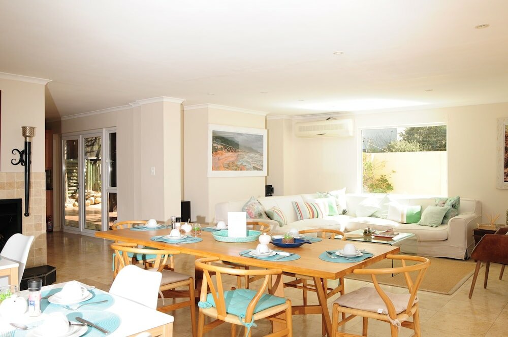 Фото Hout Bay Breeze